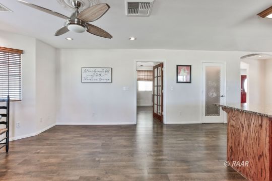 411 North Wildflower Street Ridgecrest, CA 93555 - Photo 7 of 35
