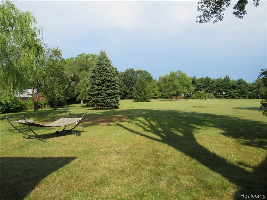4194 Rural Street Waterford, MI 48329 - Photo 33 of 33 IMG_1233.JPG