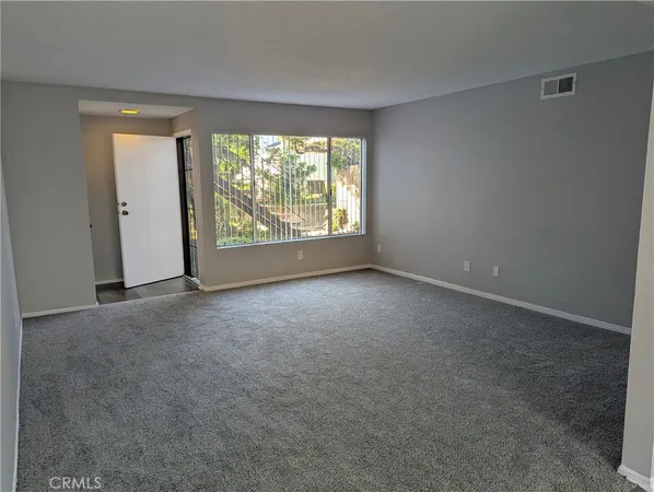 $2,600 | 17031 Pinehurst Lane, Unit B, Huntington Beach, CA 92647