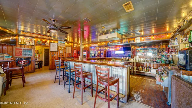 $3,600,000 | 6043 Highway 17, Green Cove Springs, FL 32043