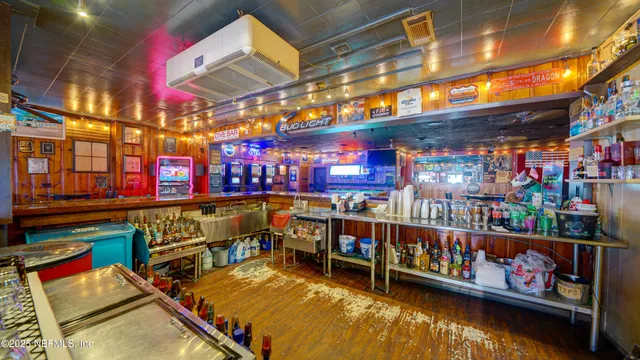 $3,600,000 | 6043 Highway 17, Green Cove Springs, FL 32043