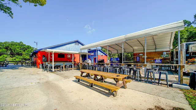 $3,600,000 | 6043 Highway 17, Green Cove Springs, FL 32043