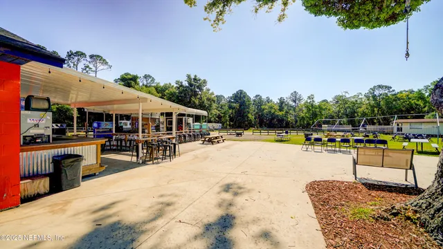 $3,600,000 | 6043 Highway 17, Green Cove Springs, FL 32043