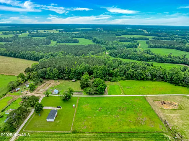 $259,900 | 198 Kinlaw Drive, Tabor City, NC 28463