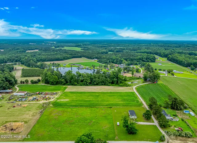 $259,900 | 198 Kinlaw Drive, Tabor City, NC 28463