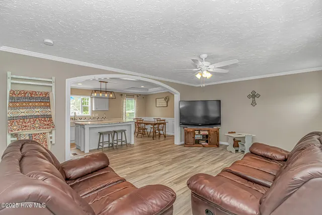 $259,900 | 198 Kinlaw Drive, Tabor City, NC 28463