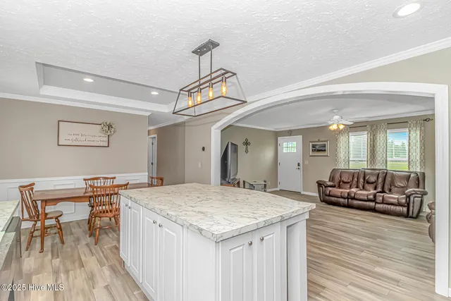 $259,900 | 198 Kinlaw Drive, Tabor City, NC 28463