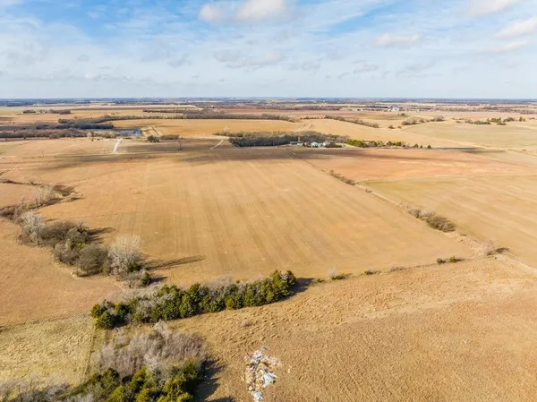 $135,000 | 14500 51st Road, Winfield, KS 67156