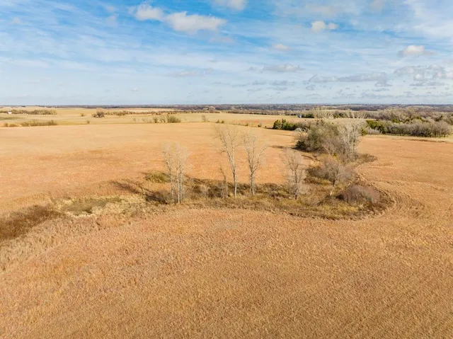 $135,000 | 14500 51st Road, Winfield, KS 67156