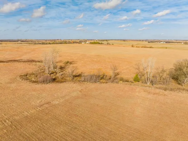 $135,000 | 14500 51st Road, Winfield, KS 67156