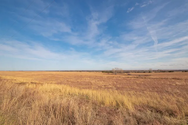 $135,000 | 14500 51st Road, Winfield, KS 67156