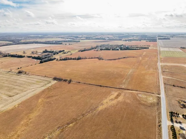 $135,000 | 14500 51st Road, Winfield, KS 67156