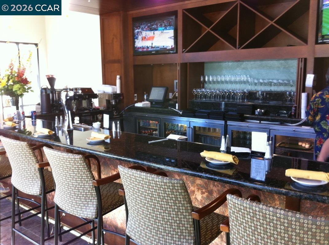 2057 Golden Rain Road, Unit 8 Walnut Creek, CA 94595 - Photo 22 of 60