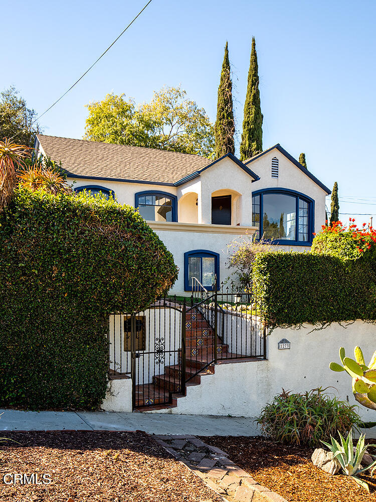 1273 Crescent Drive Glendale, CA 91205 - Photo 2 of 34 a view of a house with a yard