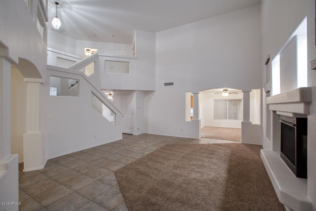 15808 West Calavar Road Surprise, AZ 85379 - Photo 5 of 50 09-Calavar