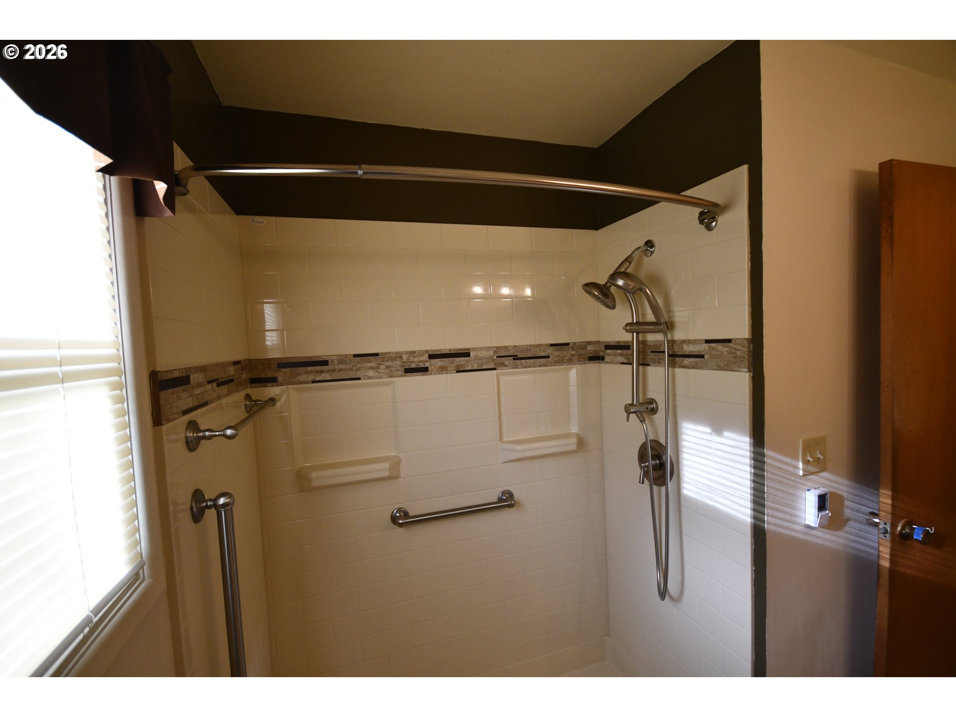 731 East 19th Street The Dalles, OR 97058 - Photo 25 of 42