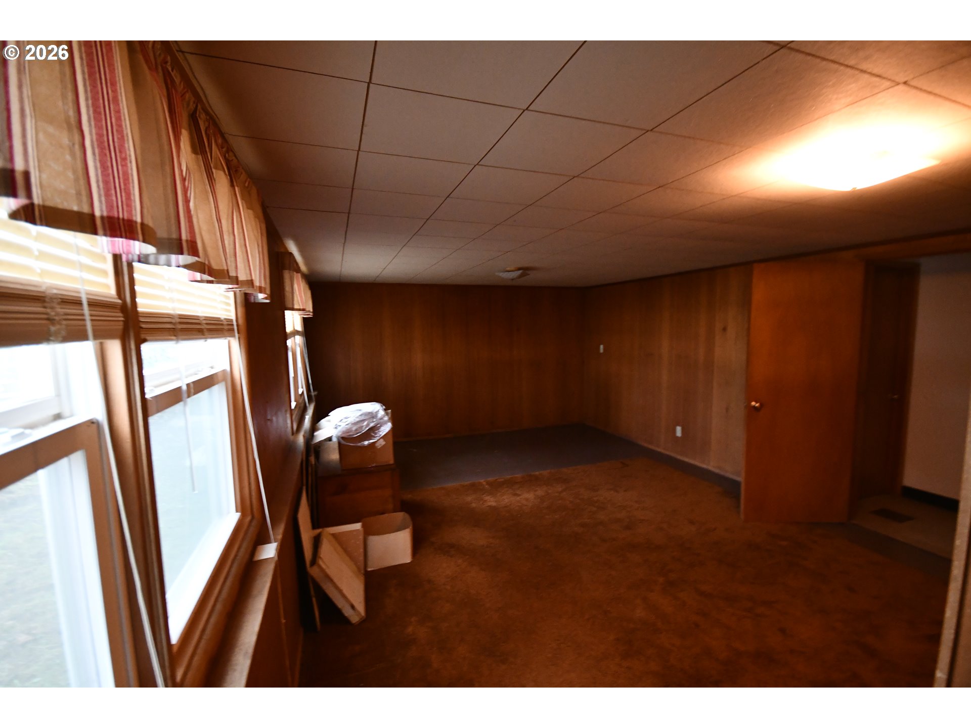 731 East 19th Street The Dalles, OR 97058 - Photo 34 of 42 a view of an entryway