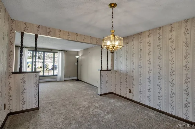 $349,900 | 4 Windtree Court, West Seneca, NY 14224