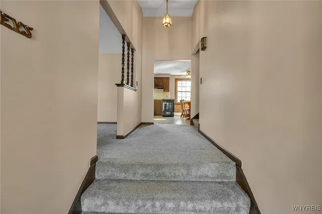 $349,900 | 4 Windtree Court, West Seneca, NY 14224