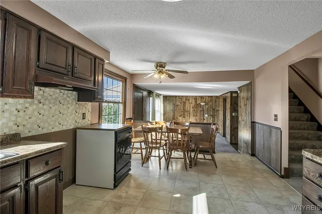 $349,900 | 4 Windtree Court, West Seneca, NY 14224