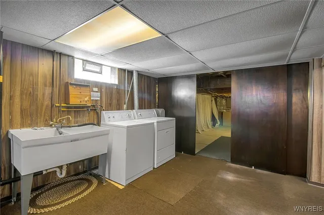 $349,900 | 4 Windtree Court, West Seneca, NY 14224