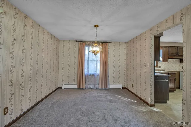 $349,900 | 4 Windtree Court, West Seneca, NY 14224