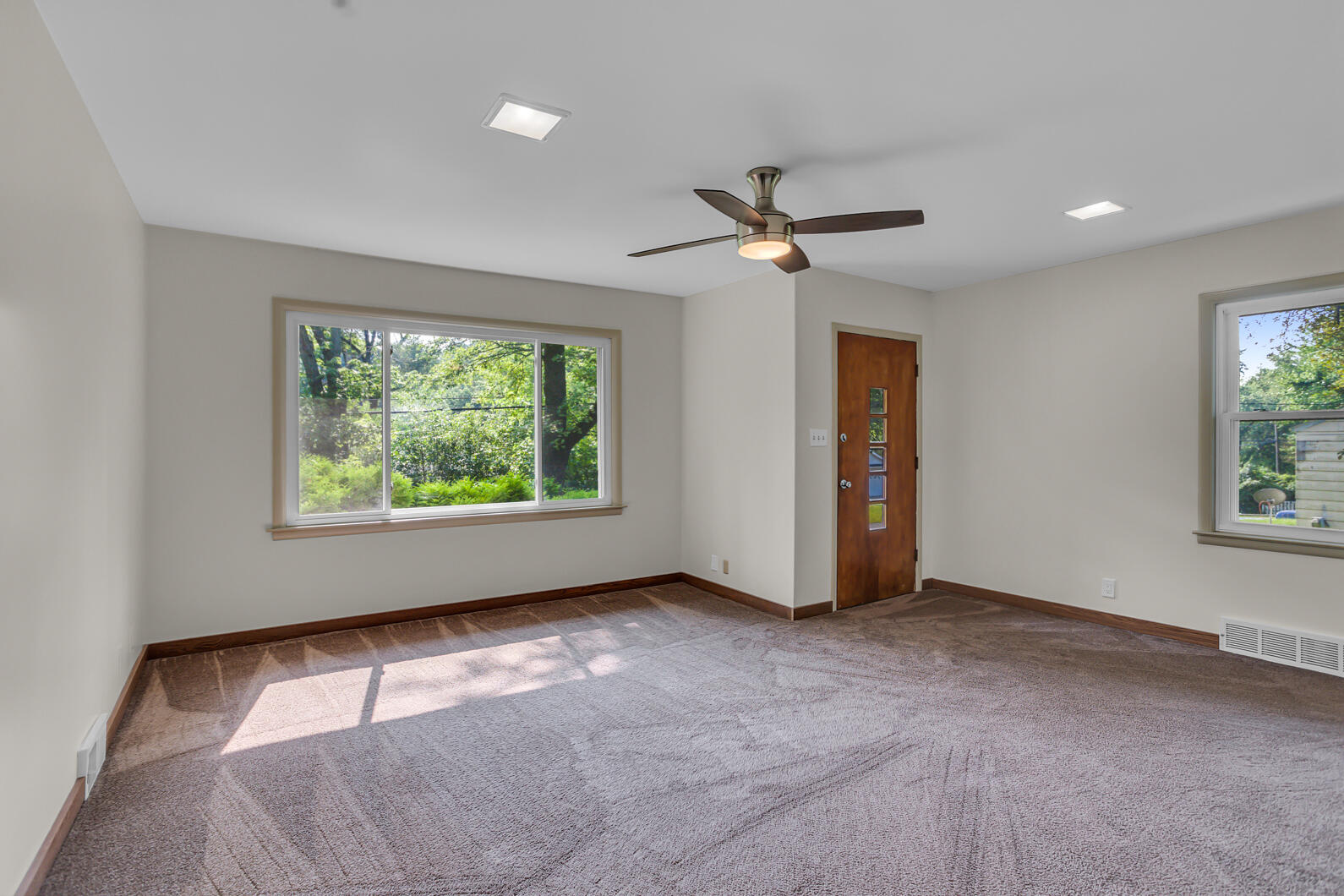 232 Hall Street Michigan Center, MI 49254 - Photo 15 of 42 0N0A2016