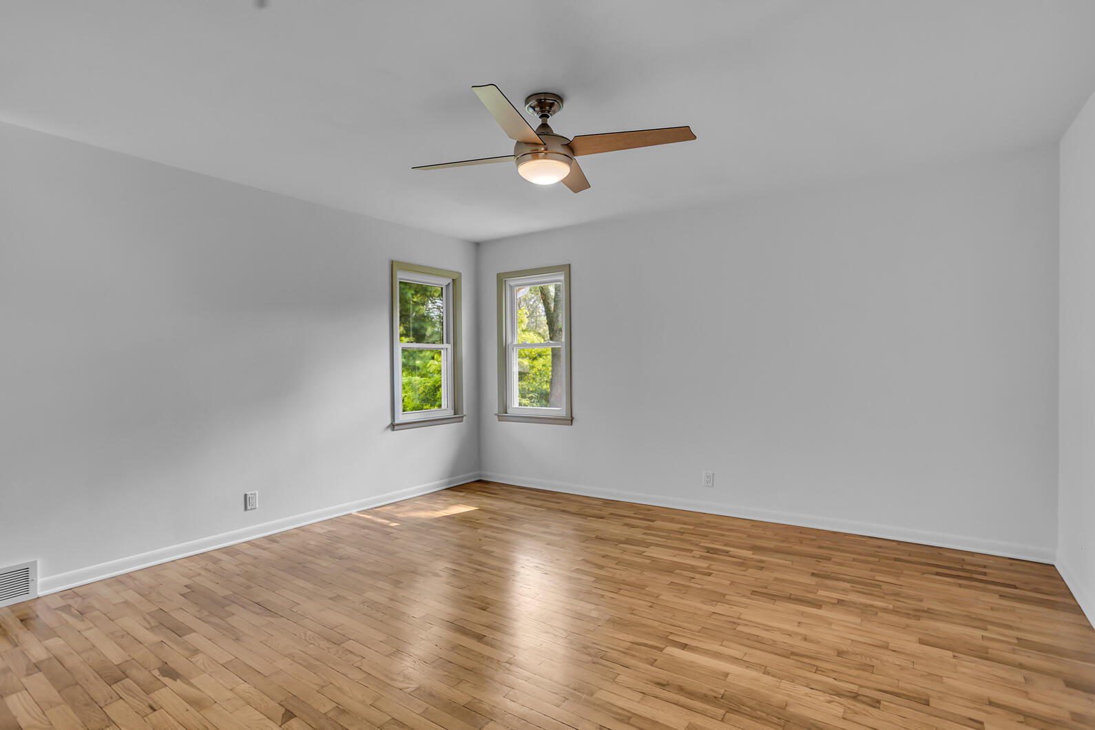 232 Hall Street Michigan Center, MI 49254 - Photo 28 of 42 0N0A2040