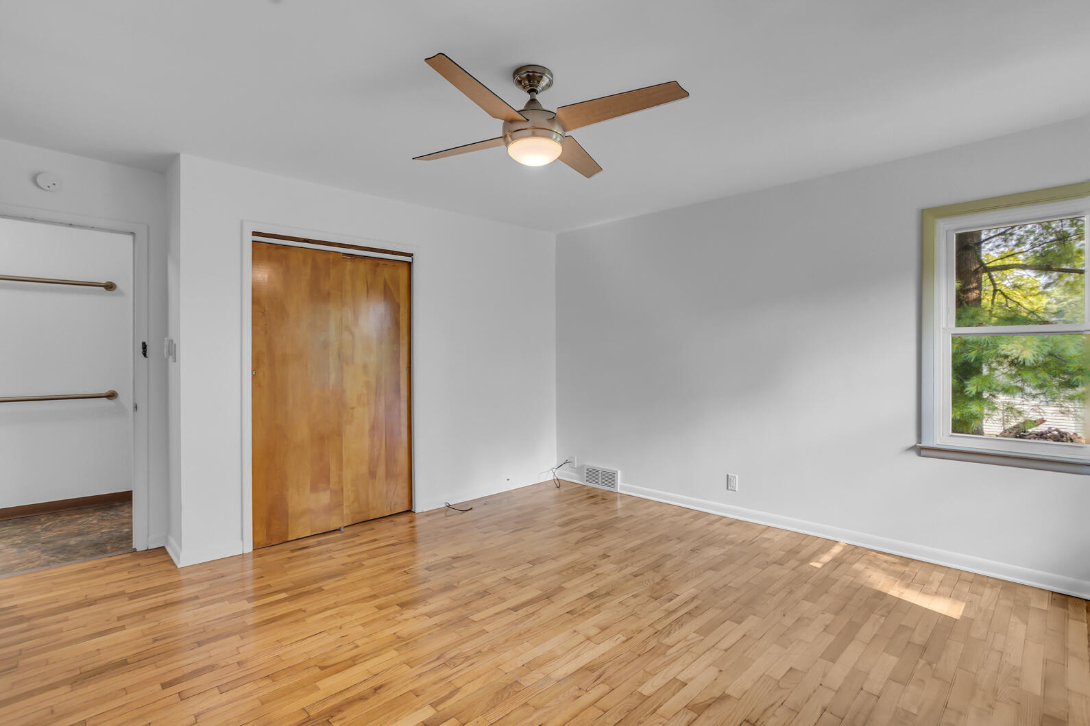 232 Hall Street Michigan Center, MI 49254 - Photo 29 of 42 0N0A2043