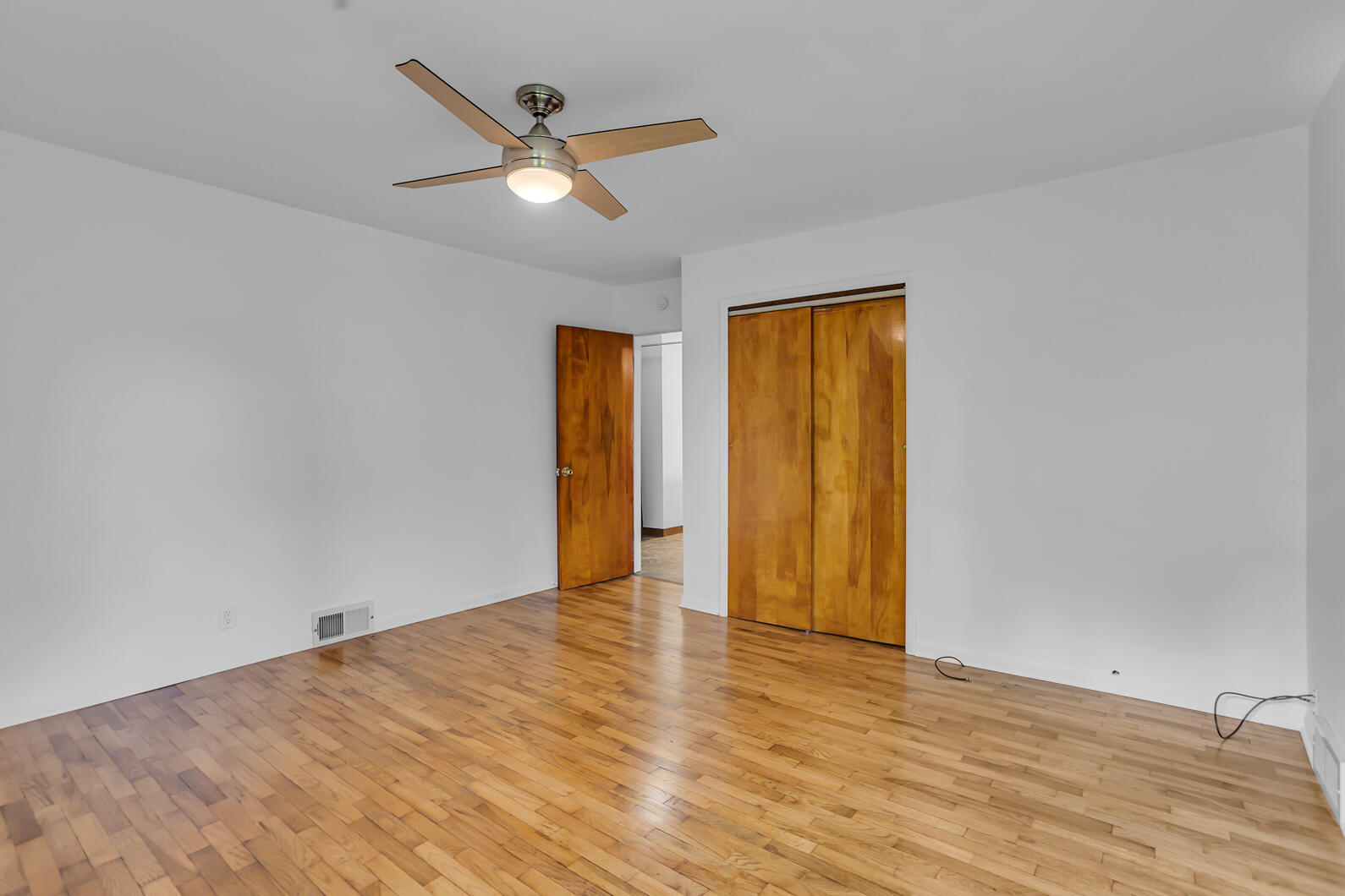232 Hall Street Michigan Center, MI 49254 - Photo 30 of 42 0N0A2046