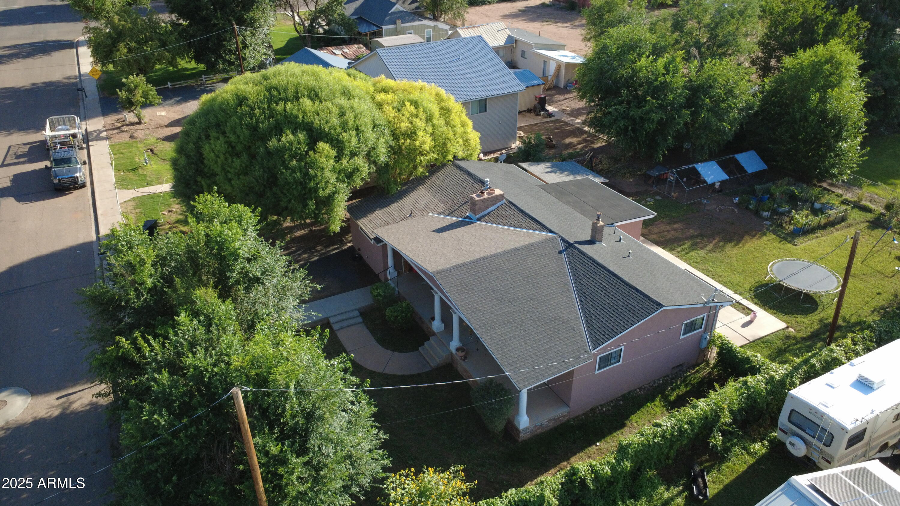44 South 3rd Street West Snowflake, AZ 85937 - Photo 70 of 70 an aerial view of a house with a yard and swimming pool