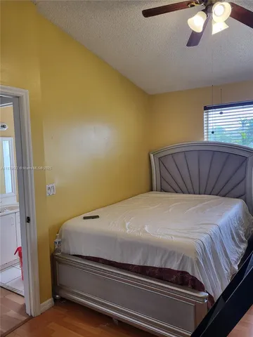 $2,350 | 820 Northeast 212th Terrace, Unit 6, Miami, FL 33179