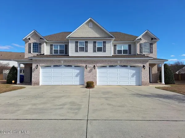 $1,800 | 2000 Croyden Circle, Unit A, Greenville, NC 27834