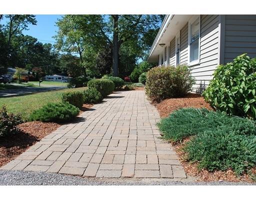 80 Clarence Road Bellingham, MA 02019 - Photo 3 of 20 Gallery Image 3