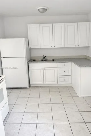 $2,100 | 3500 Riverside Drive, Unit 13, Coral Springs, FL 33065