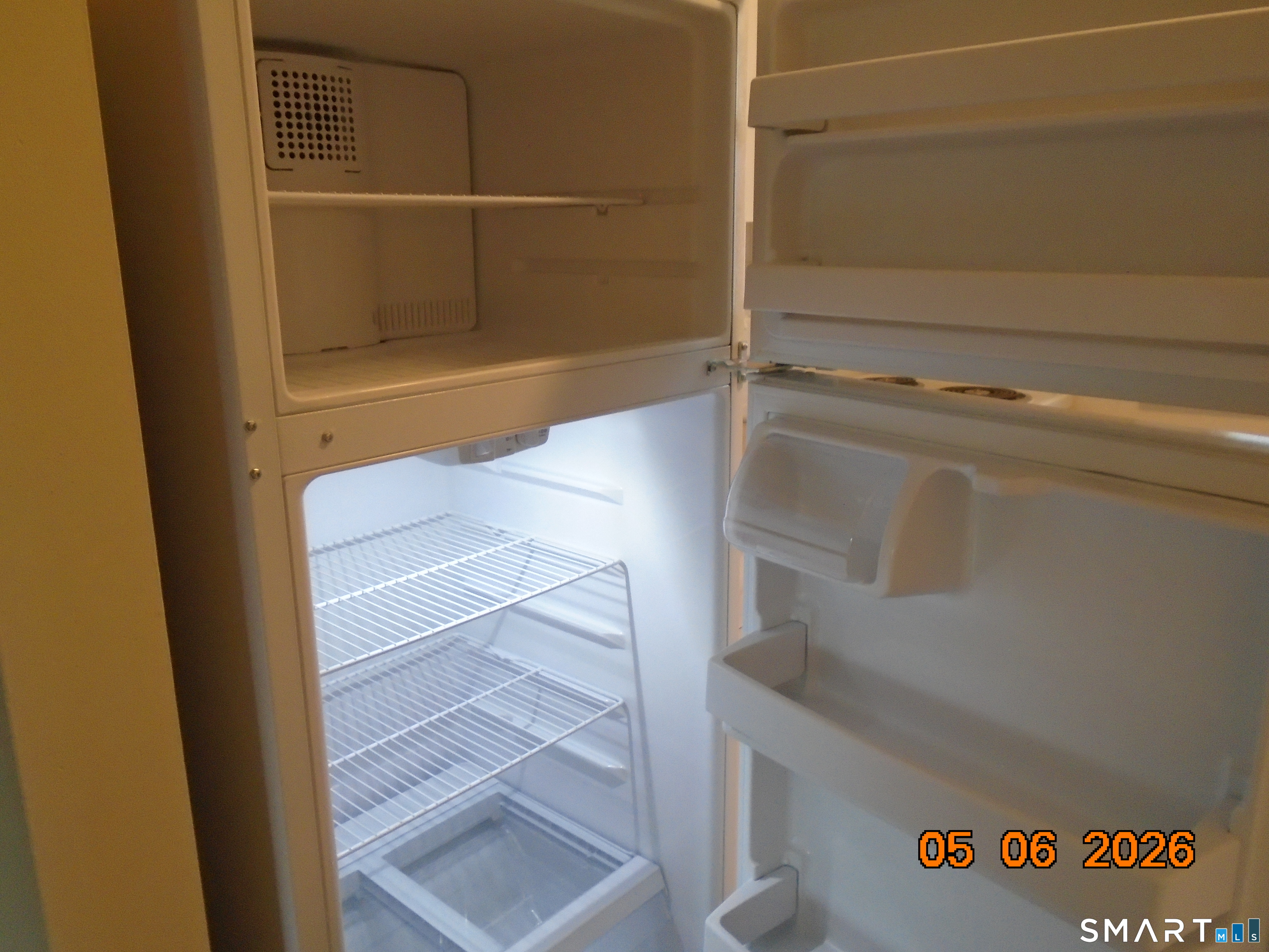 327 Augur Street, Unit 3 Hamden, CT 06517 - Photo 6 of 9
