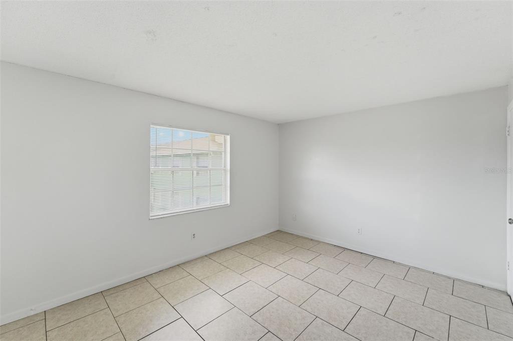 1655 West Oak Ridge Road, Unit D Orlando, FL 32809 - Photo 12 of 23