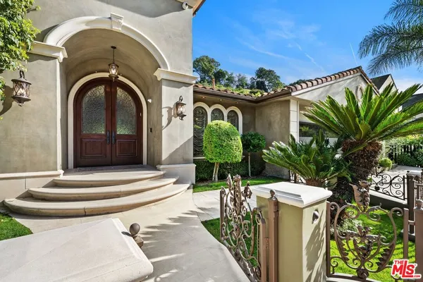 $19,995 | 2108 San Ysidro Drive, Beverly Hills, CA 90210