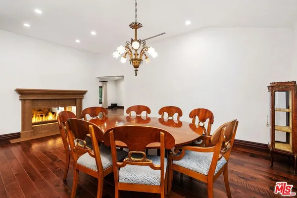 $19,995 | 2108 San Ysidro Drive, Beverly Hills, CA 90210