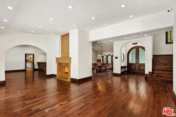 $19,995 | 2108 San Ysidro Drive, Beverly Hills, CA 90210