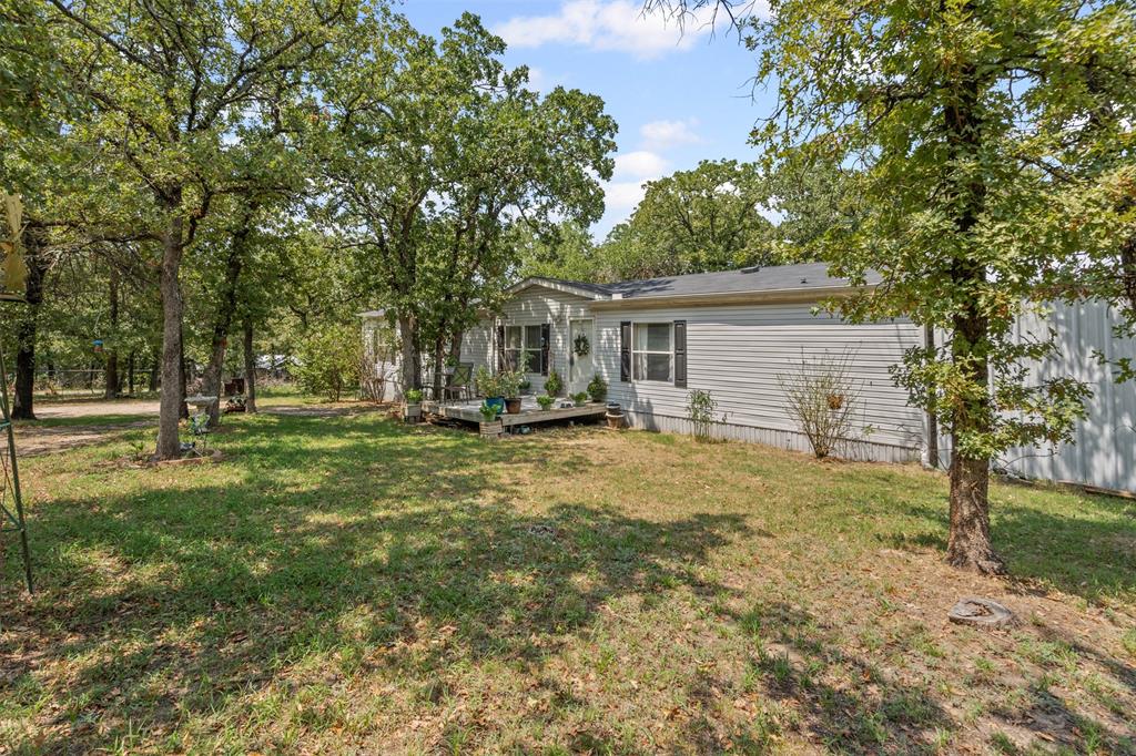 402 Silver Acres Road Azle, TX 76020 - Photo 22 of 30