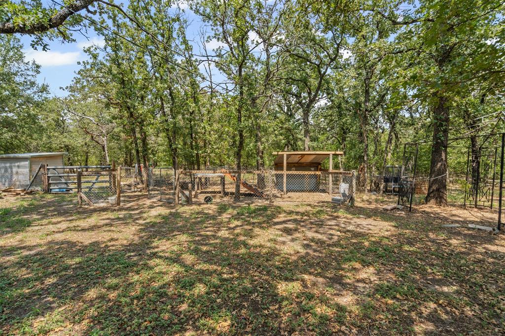 402 Silver Acres Road Azle, TX 76020 - Photo 23 of 30