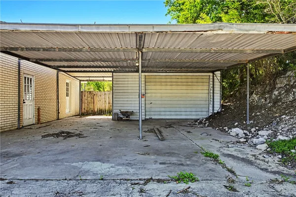$90,099 | 617 South Vista Drive, Sandia, TX 78383