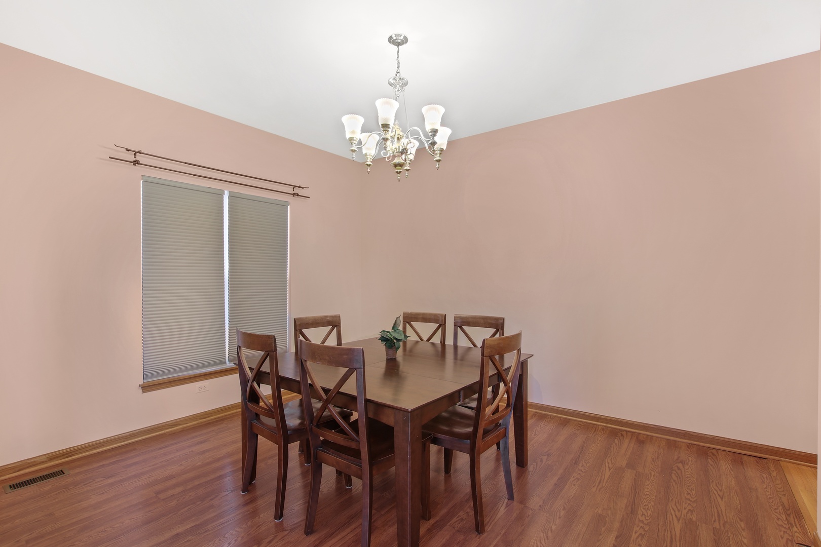 3111 Mini Drive Wadsworth, IL 60083 - Photo 7 of 17 a view of a dining room with furniture and chandelier