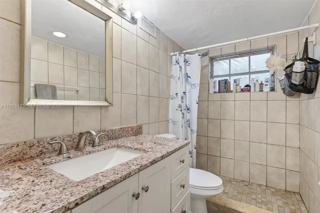 $2,800,000 | 4851 University Drive, Coral Gables, FL 33146