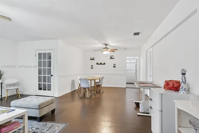 $2,800,000 | 4851 University Drive, Coral Gables, FL 33146