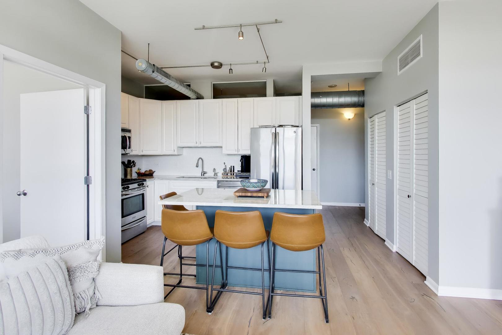 1200 West Monroe Street, Unit 612 Chicago, IL 60607 - Photo 9 of 30
