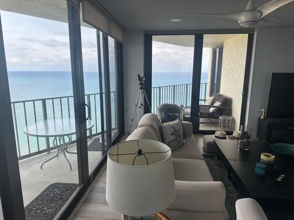 $5,000 | 5420 North Ocean Drive, Unit 1903, Singer Island, FL 33404