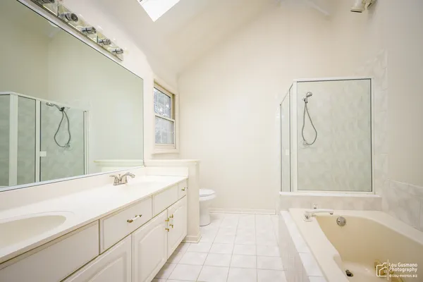 $469,900 | 16-w536 58th Street, Clarendon Hills, IL 60514