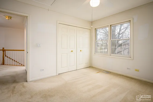 $469,900 | 16-w536 58th Street, Clarendon Hills, IL 60514